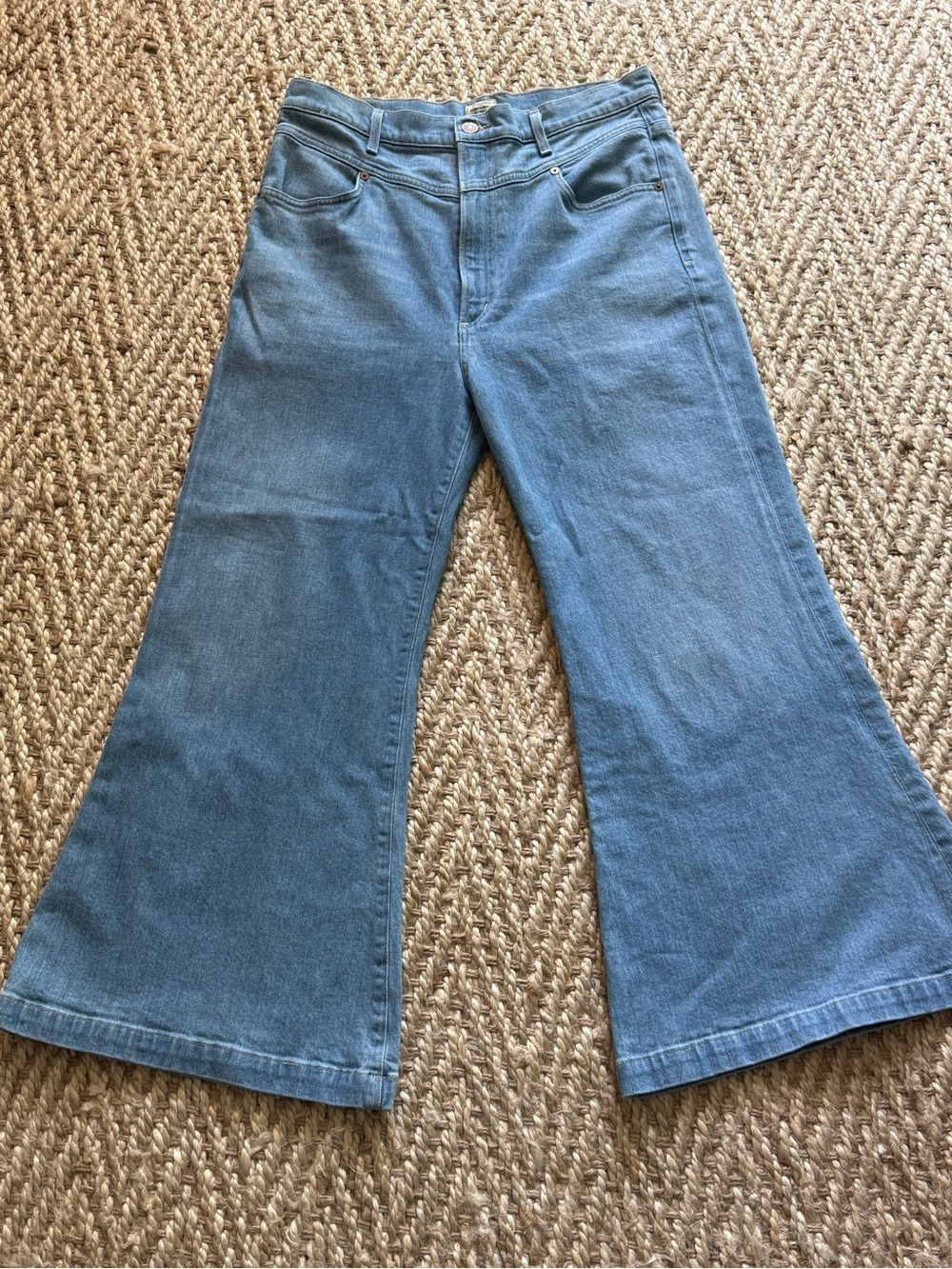 Citizens Of Humanity Light Blue Flare Jeans  Size 30